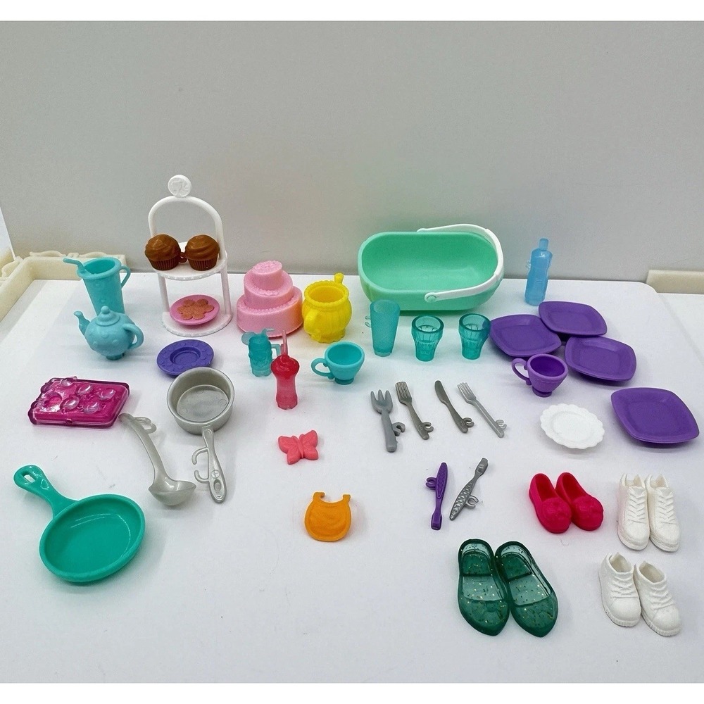 Barbie Accessoriesβ Lot 39 Pc Kitchen Food Shoes Baking Plates Cups